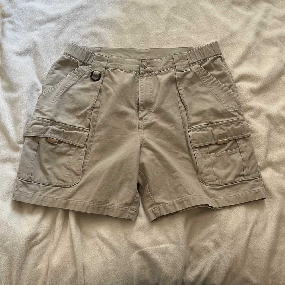 Men’s Columbia shorts.